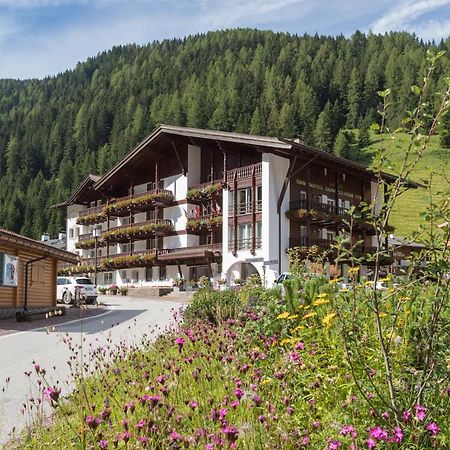 Hotel Genziana Selva di Val Gardena Exteriör bild