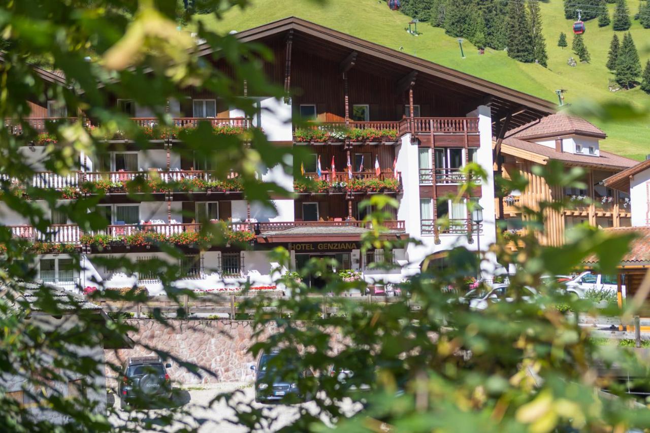 Hotel Genziana Selva di Val Gardena Exteriör bild